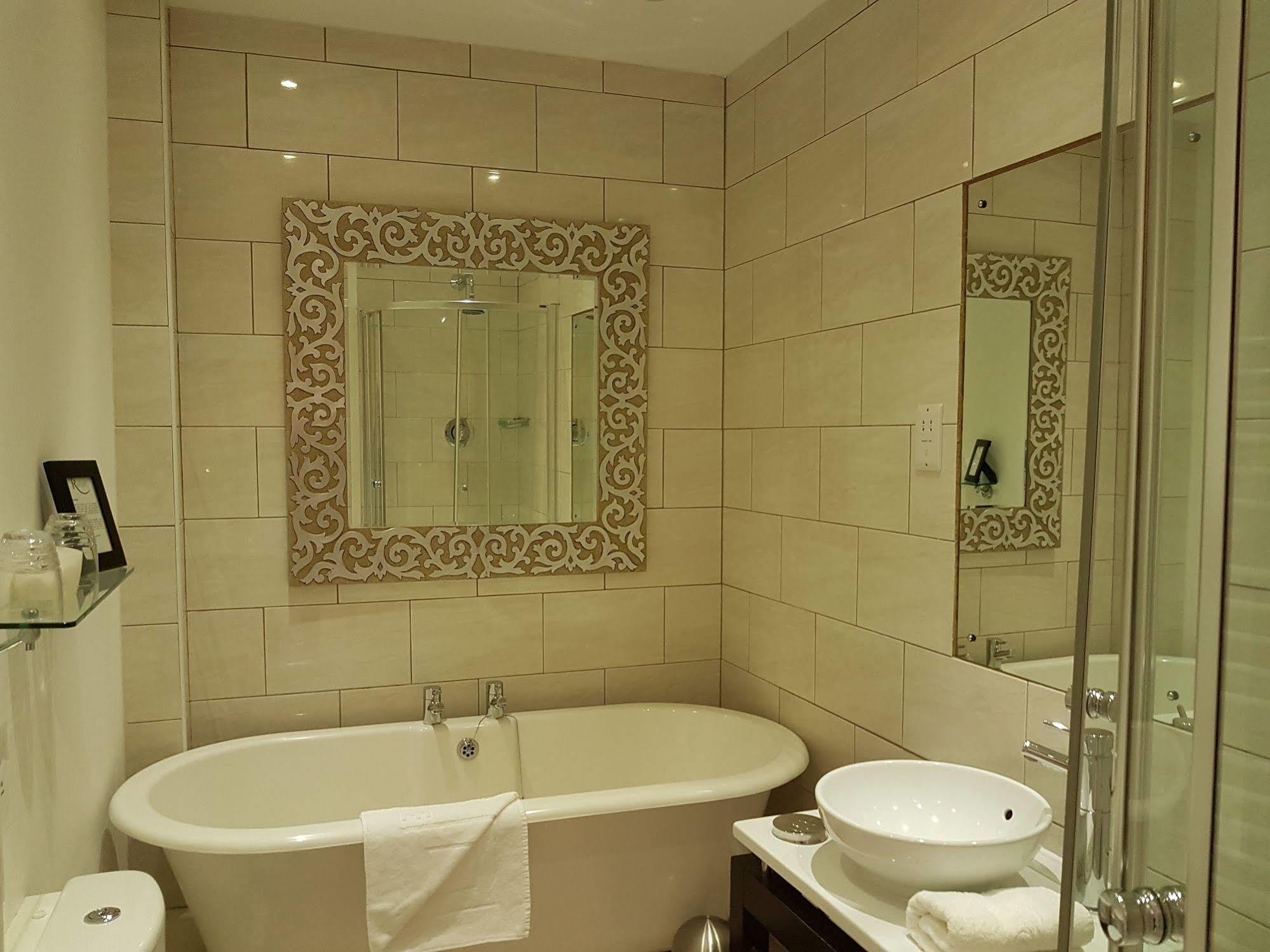 The Relish Bed & Breakfast Фолкстон Екстериор снимка