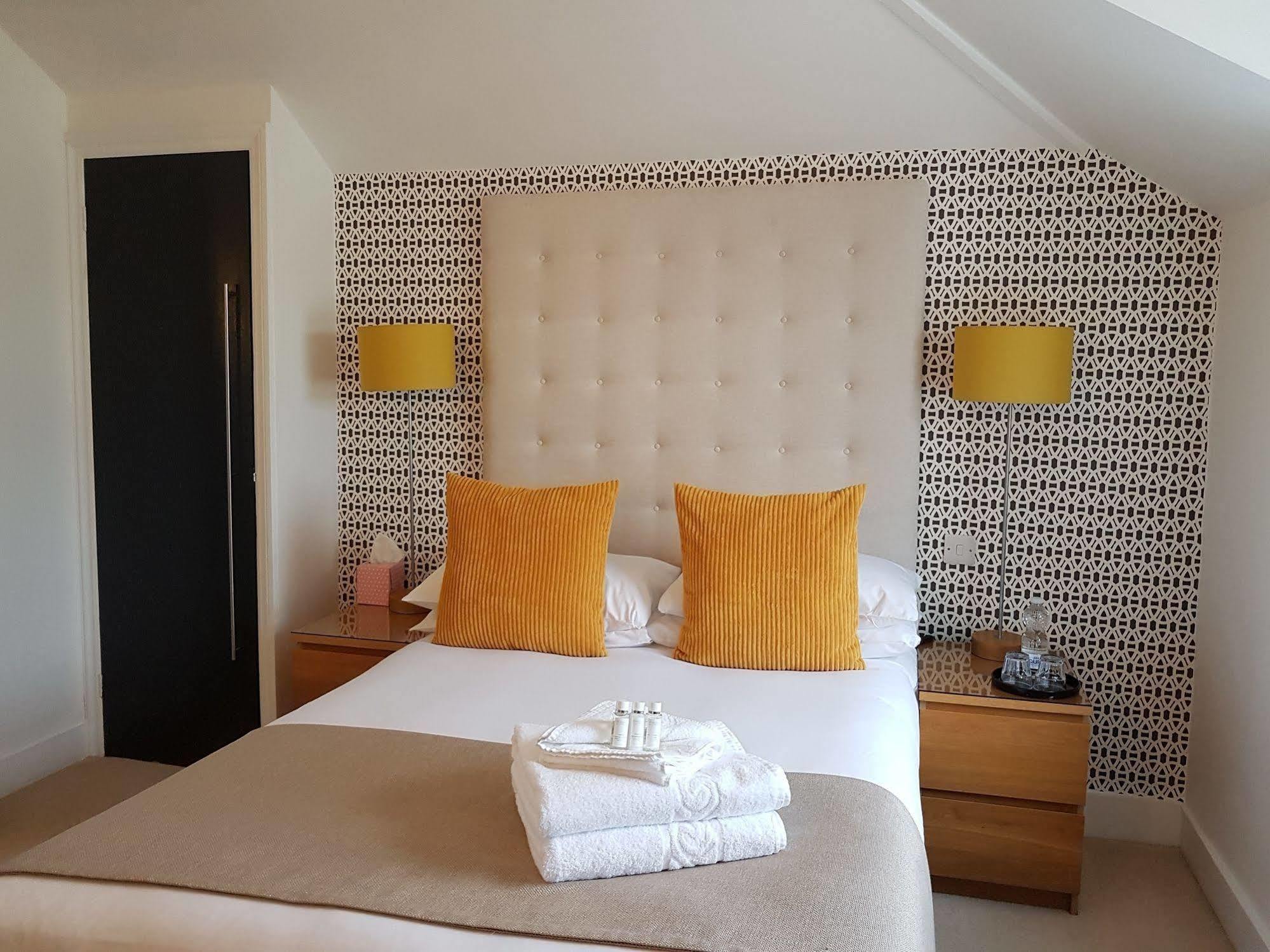 The Relish Bed & Breakfast Фолкстон Екстериор снимка